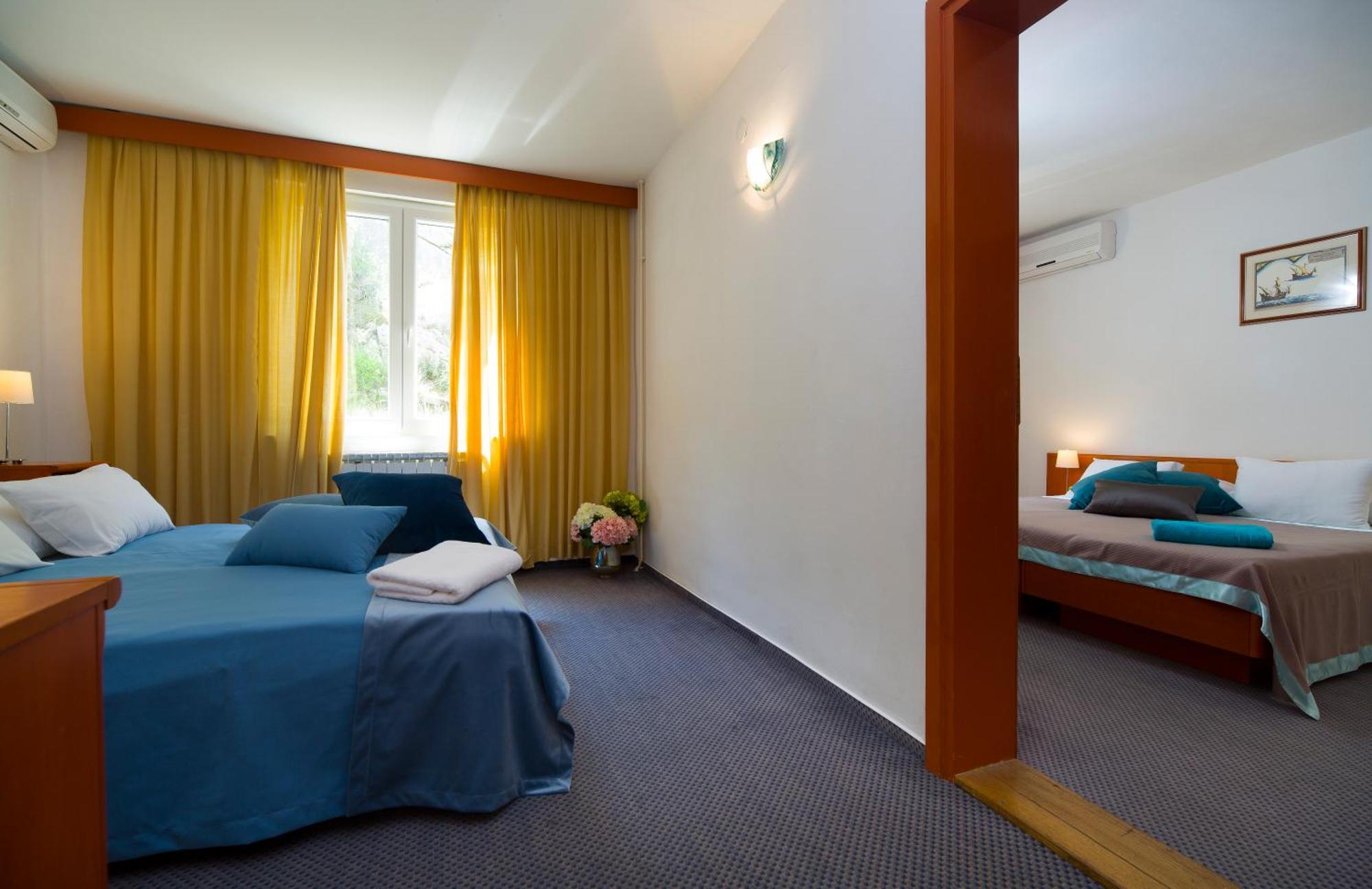 Hotel Faraon Trpanj Eksteriør bilde